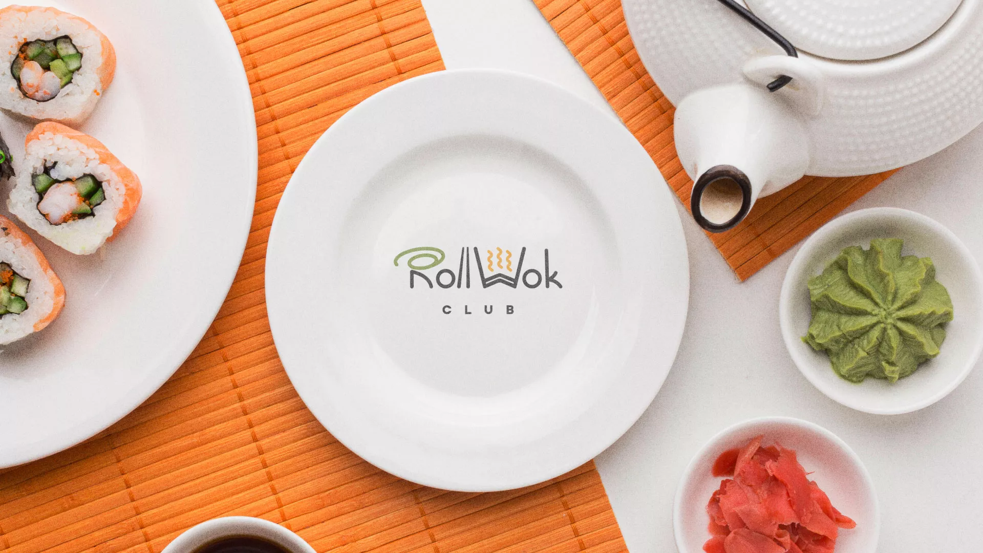 Разработка логотипа и фирменного стиля суши-бара «Roll Wok Club» в Шебекино